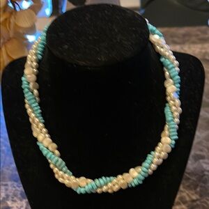 Chic Twisted Bead Necklace
